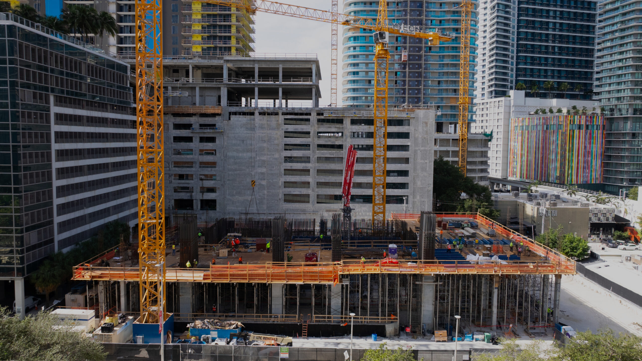 1428 Brickell represents a finite collection of 195 homes in a market with growing demand and limited ultra-luxury supply.